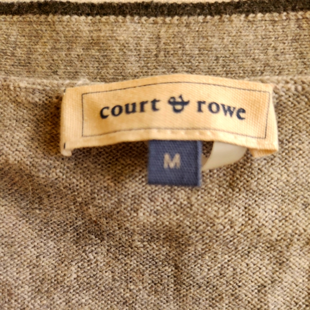 Court & Rowe Ivy League Silver Heather button-down cardigan.
